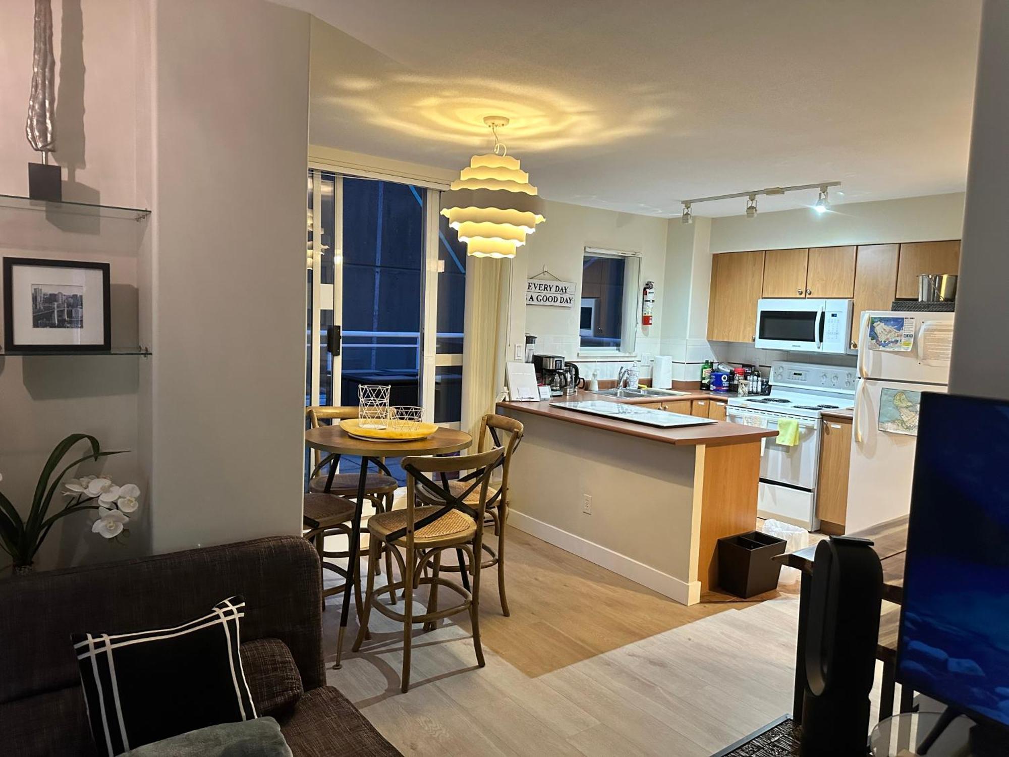 Penthouses Of Beach Ave แวนคูเวอร์ ภายนอก รูปภาพ
