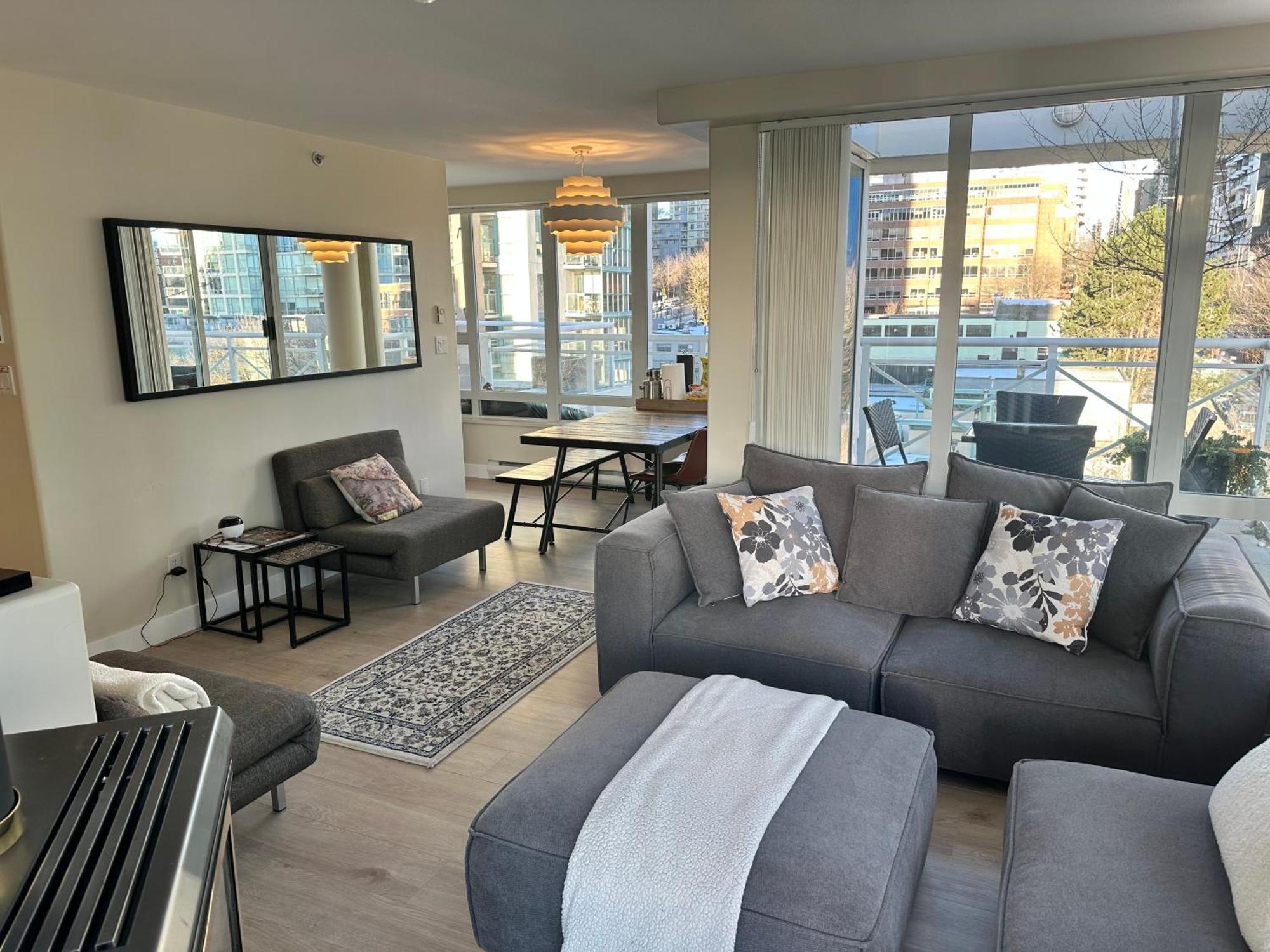 Penthouses Of Beach Ave แวนคูเวอร์ ภายนอก รูปภาพ