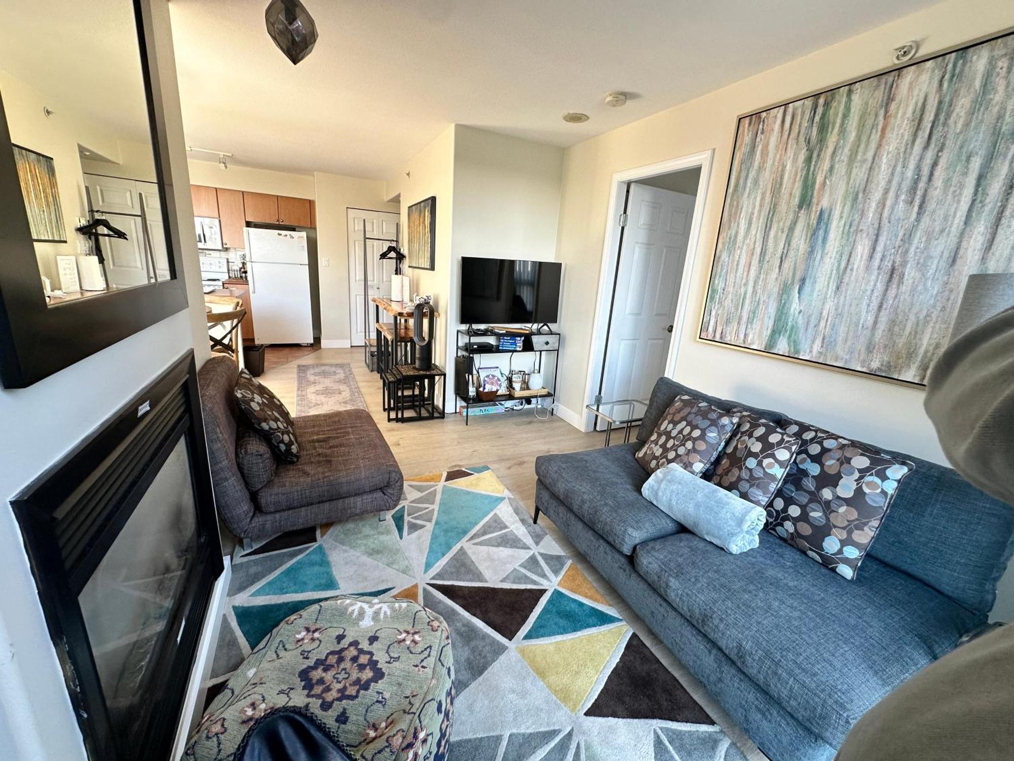 Penthouses Of Beach Ave แวนคูเวอร์ ภายนอก รูปภาพ