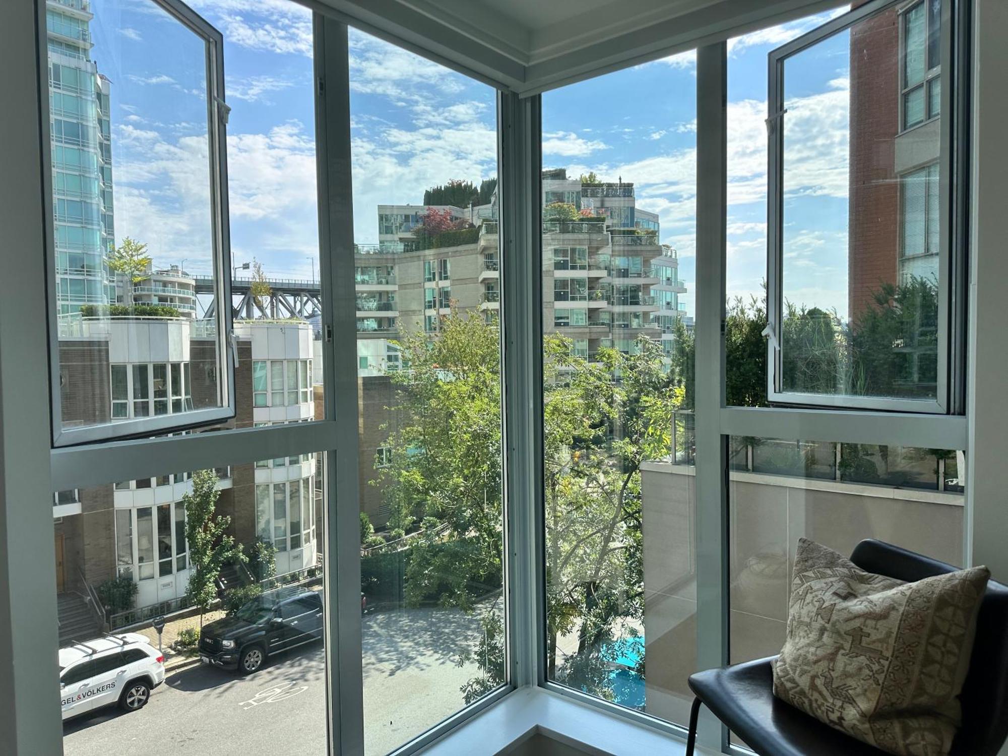 Penthouses Of Beach Ave แวนคูเวอร์ ภายนอก รูปภาพ